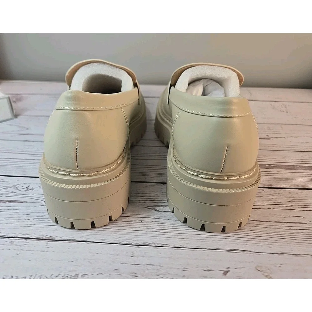 Soda Womens Eureka Chunky‎ Penny Loafer Bone Size 7 *New*